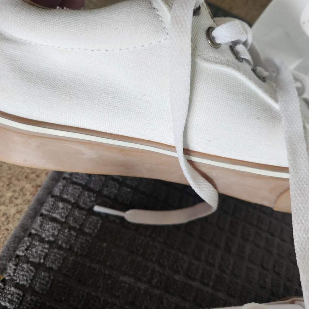 Harley Davidson White Canvas Sneakers with Tan Accents. Canvas Is Clean And Inta - Picture 12 of 12